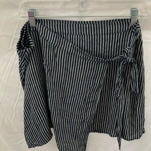 American Eagle Outfitters: Navy Blue/Gray wrap skirt- size Large